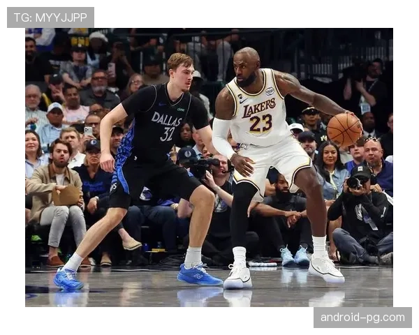 弗拉格连续两场得分40+，19岁104天成最年轻50+球员